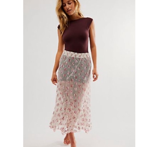 Free People Dresses & Skirts - Free People Sheer Floral Midi Skirt - Cream and Pink